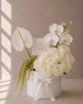 Ivory Grace - Arreglo premium de condolencias The Flower Lab