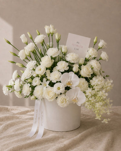 Crystal Bloom — Flores blancas de temporada — The Flower Lab